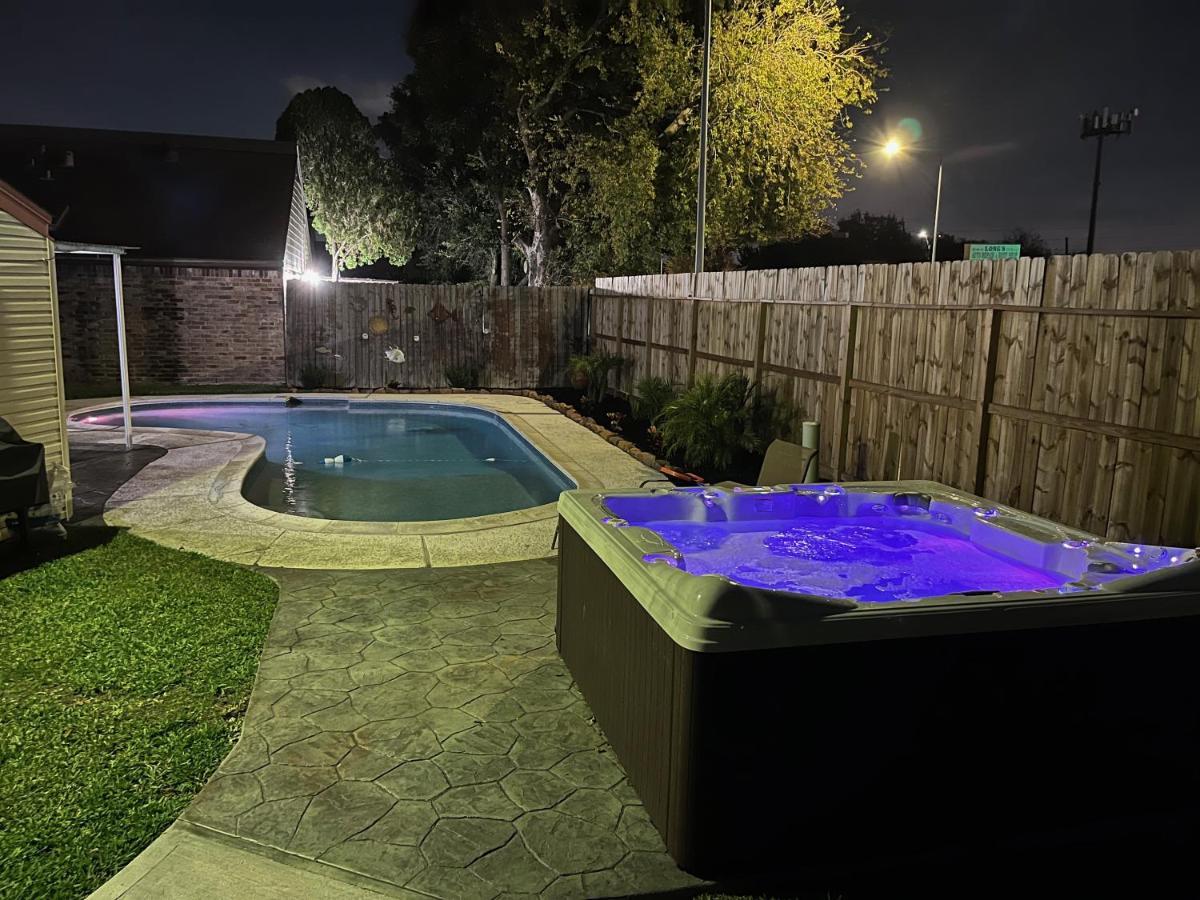 1976Houstongem Luminous Pvtpool & Hottub Dt20Mins For Lrg Families 6Beds 2Bath Villa Exterior foto
